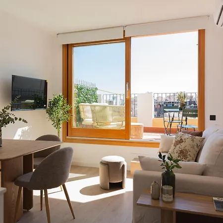 - Gracia 5-b Apartment *