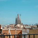 - Gracia 5-b شقة